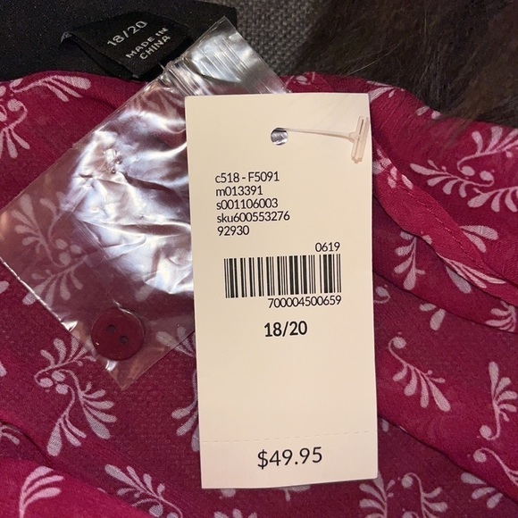 NWT lane Bryant 18/20
Lightweight See Through
Floral Top pink w/ white flowers - Picture 7 of 8